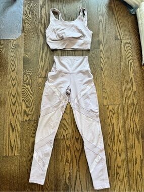 Aerie Light Purple Active Set
